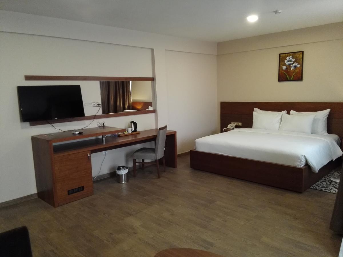 Ah Hotel And Conferences Мадина Экстерьер фото