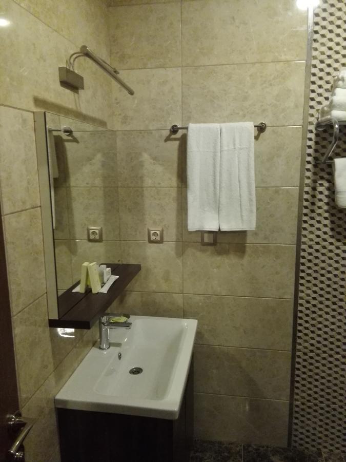 Ah Hotel And Conferences Мадина Экстерьер фото