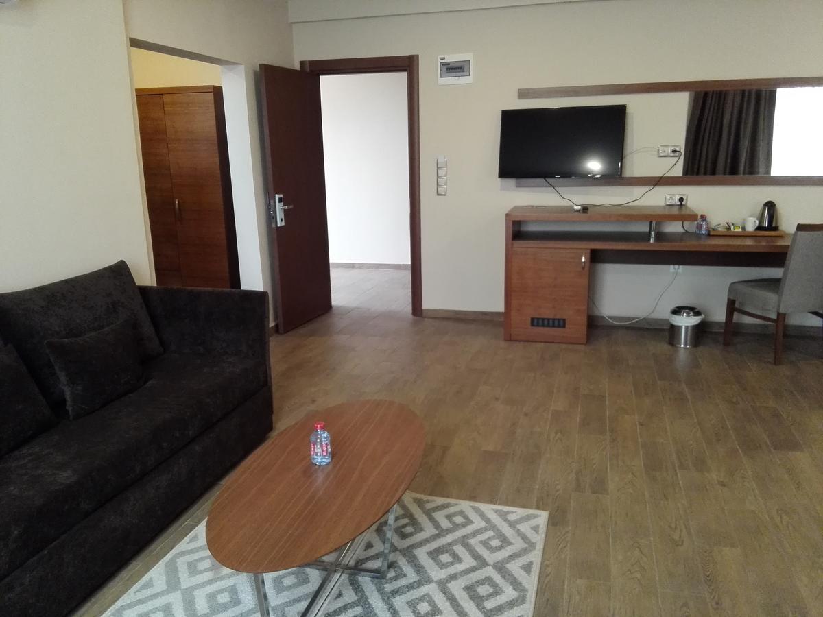 Ah Hotel And Conferences Мадина Экстерьер фото