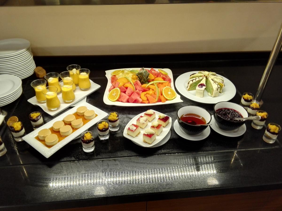 Ah Hotel And Conferences Мадина Экстерьер фото